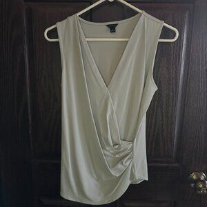ANN TAYLOR Silver Knit V-Neck Ruched Top ~ Size Small